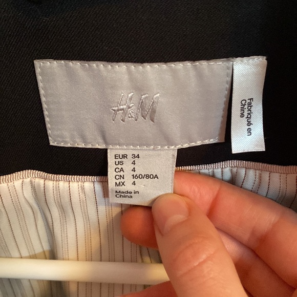 H&M blazer - Picture 3 of 8